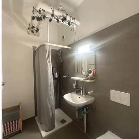 아파트 Charming Modern In Mont-sur-lausanne2